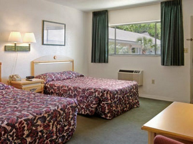 University Inn Gainesville Exterior foto